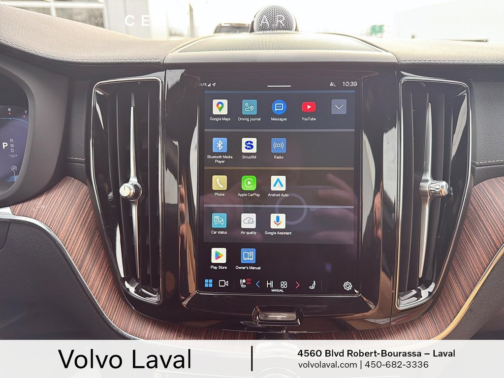 Volvo XC60 Ultimate Dark Theme 2023 à Laval, Québec - 16 - w1024h768px