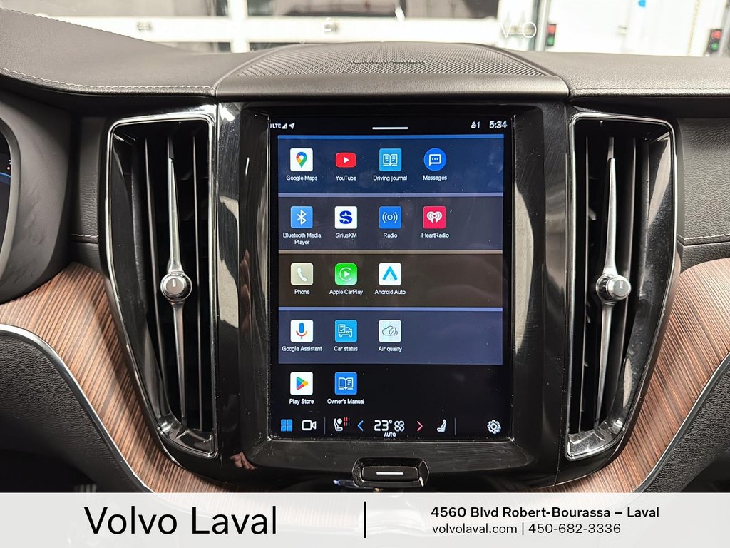 Volvo XC60 Ultimate Dark Theme 2023 à Laval, Québec - 15 - w1024h768px