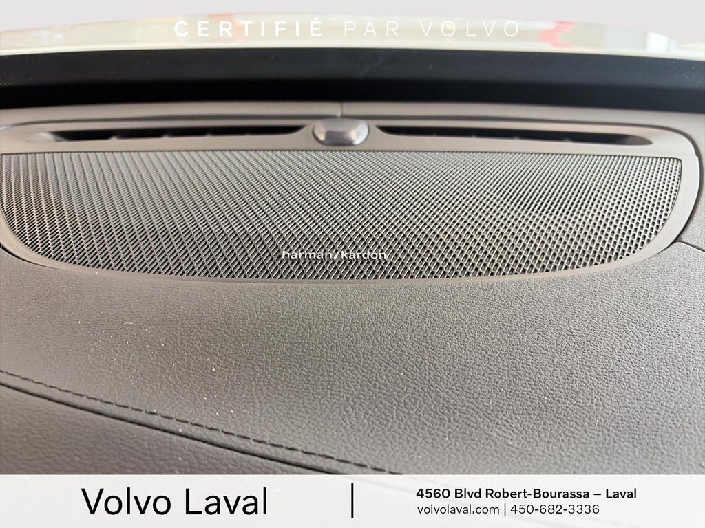 2025 Volvo XC90 Plug-In Hybrid Ultra Bright Theme in Laval, Quebec - 11 - w1024h768px