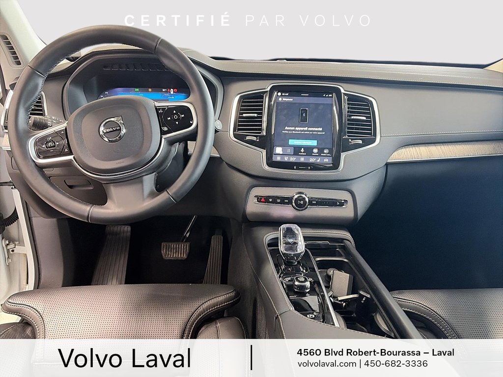 Volvo XC90 Plug-In Hybrid Ultra Bright Theme 2025 à Laval, Québec - 11 - w1024h768px