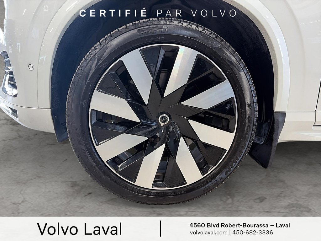 Volvo XC90 Plug-In Hybrid Ultra Bright Theme 2025 à Laval, Québec - 7 - w1024h768px