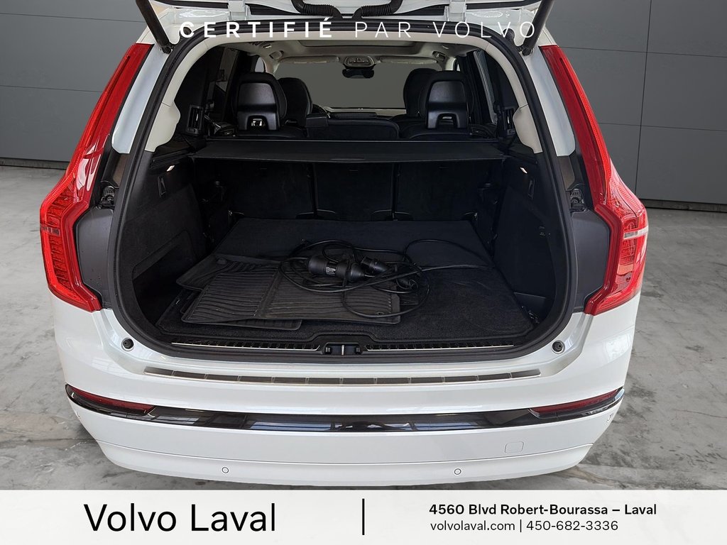 Volvo XC90 Plug-In Hybrid Ultra Bright Theme 2025 à Laval, Québec - 19 - w1024h768px