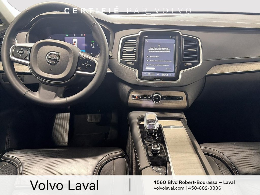 Volvo XC90 Plug-In Hybrid Ultra Bright Theme 2025 à Laval, Québec - 9 - w1024h768px