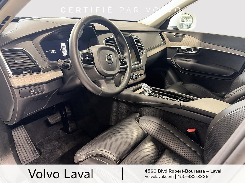 Volvo XC90 Plug-In Hybrid Ultra Bright Theme 2025 à Laval, Québec - 7 - w1024h768px