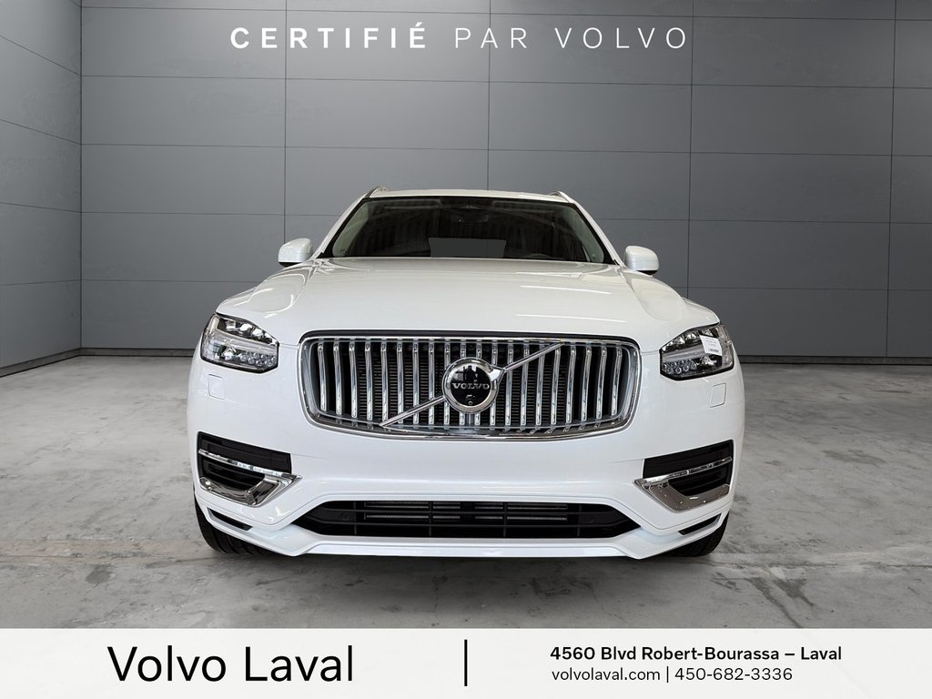 Volvo XC90 Plug-In Hybrid Ultra Bright Theme 2025 à Laval, Québec - 2 - w1024h768px