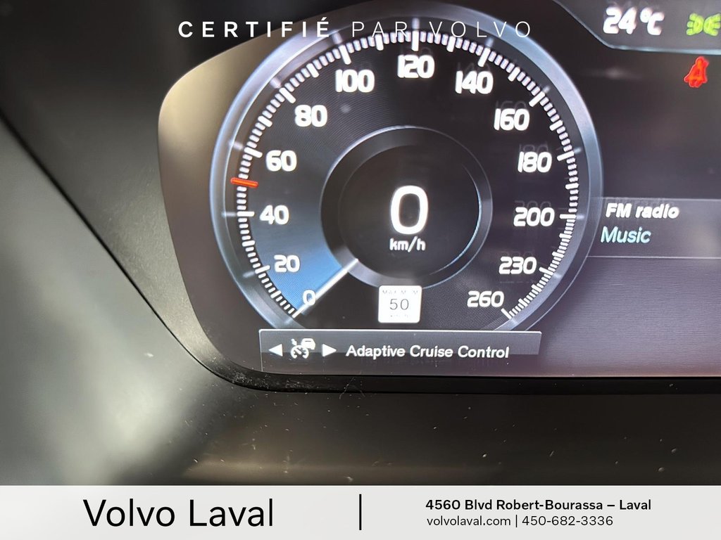 Volvo XC90 Recharge R-Design 2022 à Laval, Québec - 14 - w1024h768px