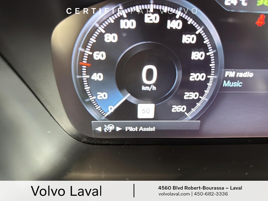 Volvo XC90 Recharge R-Design 2022 à Laval, Québec - 13 - w1024h768px