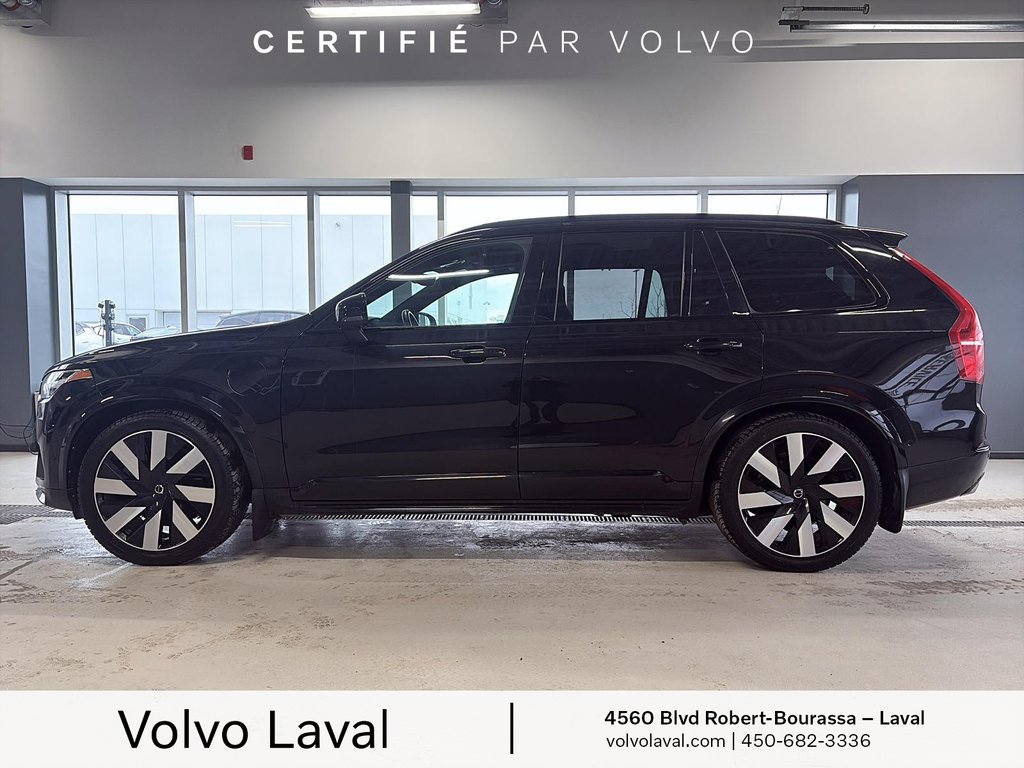 2023 Volvo XC90 Recharge Ultimate Dark Theme in Brossard, Quebec - 8 - w1024h768px