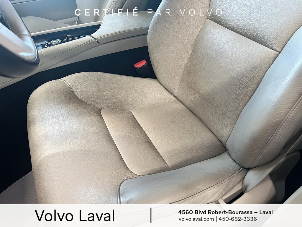 2021 Volvo XC90 Momentum in Laval, Quebec - 8 - w1024h768px
