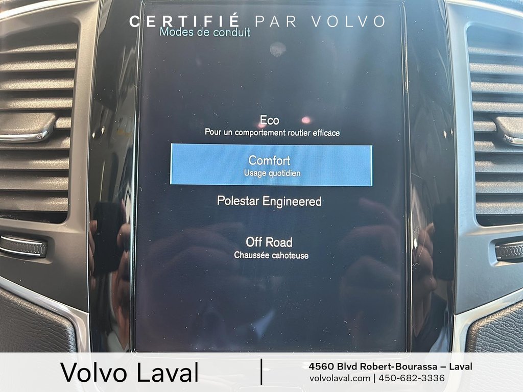 2021 Volvo XC90 Momentum in Laval, Quebec - 17 - w1024h768px