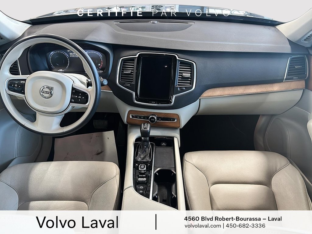 2021 Volvo XC90 Momentum in Laval, Quebec - 7 - w1024h768px