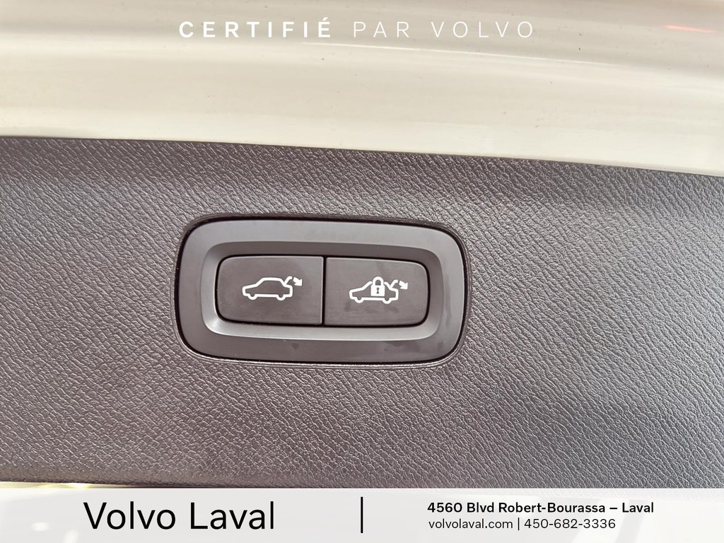 2021 Volvo XC90 in Laval, Quebec - 22 - w1024h768px