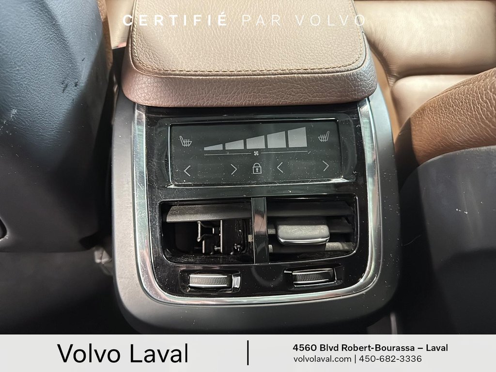 Volvo XC90 Momentum 2021 à Laval, Québec - 12 - w1024h768px