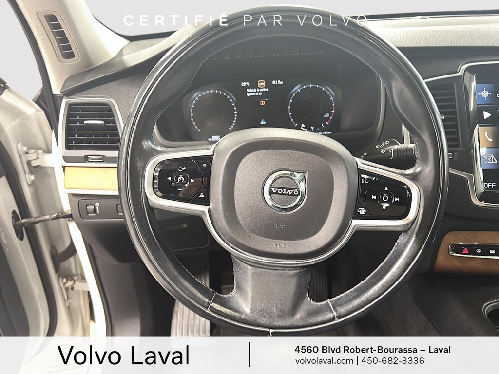 Volvo XC90 Momentum 2021 à Laval, Québec - 13 - w1024h768px
