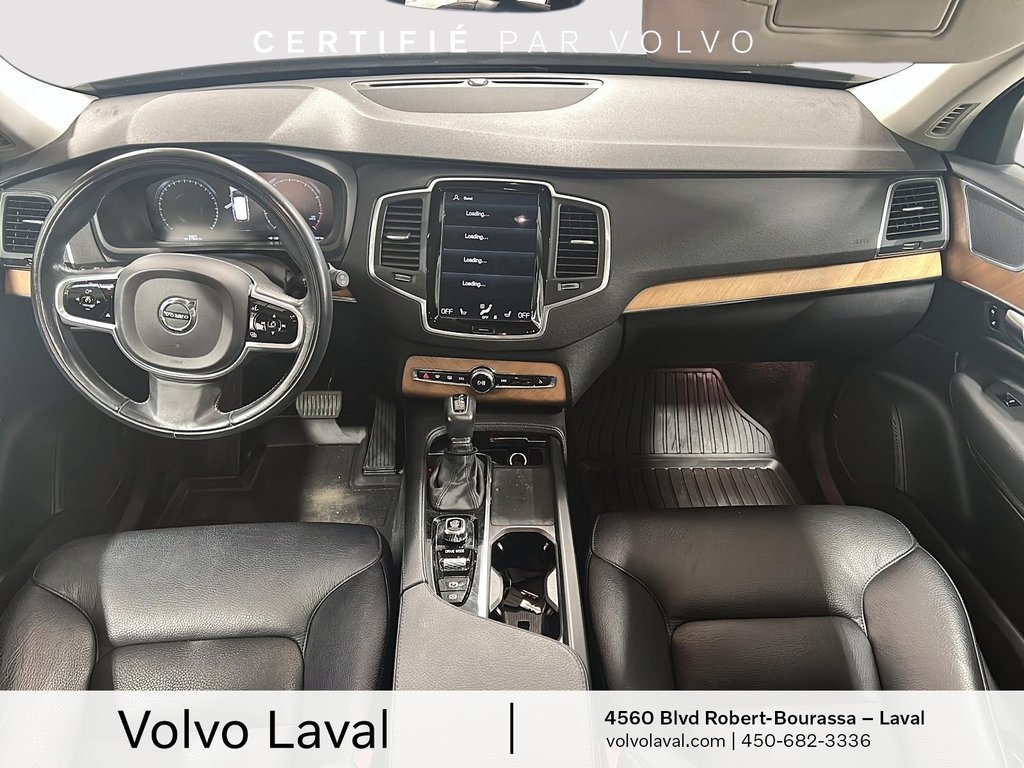 Volvo XC90 Momentum 2021 à Laval, Québec - 8 - w1024h768px
