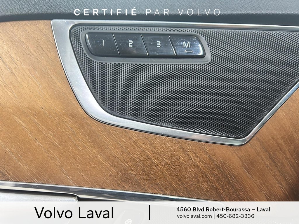 Volvo XC90 Momentum 2021 à Laval, Québec - 21 - w1024h768px