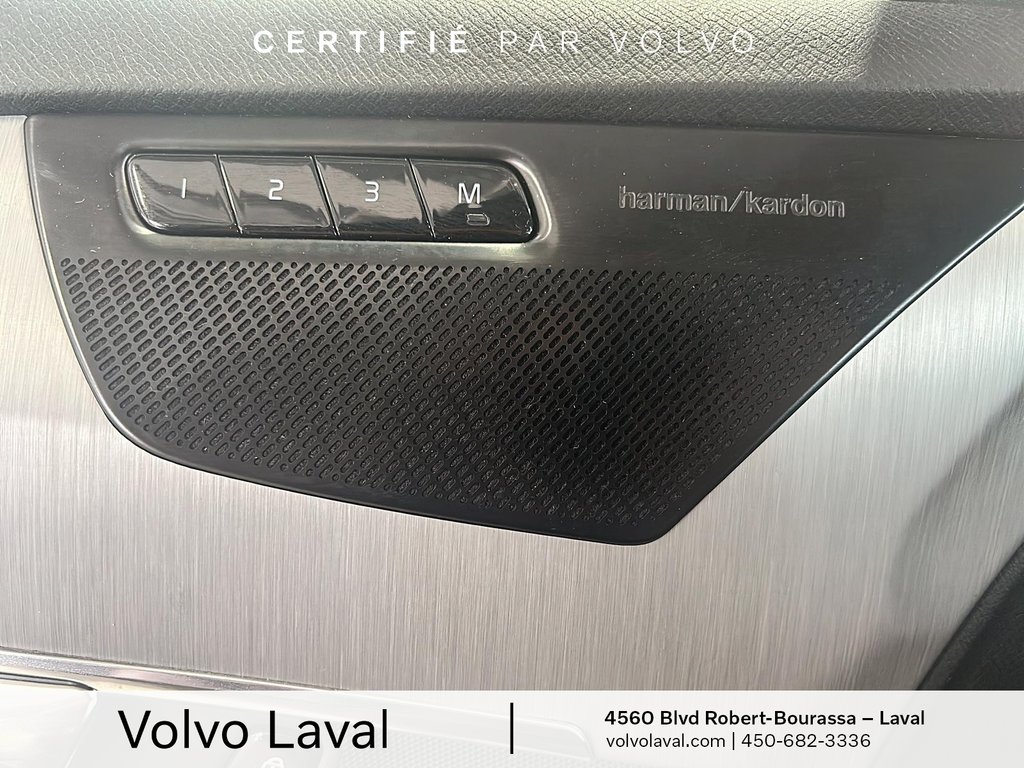Volvo XC90 Momentum 2022 à Laval, Québec - 21 - w1024h768px