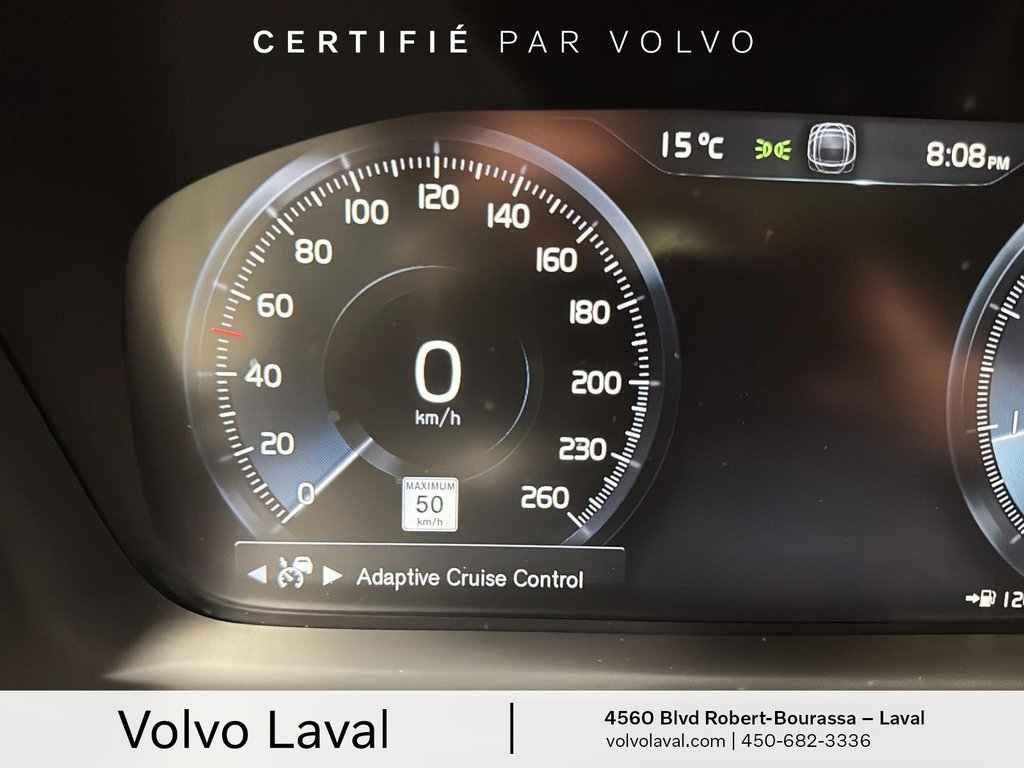 2022 Volvo XC90 R-Design in Laval, Quebec - 16 - w1024h768px