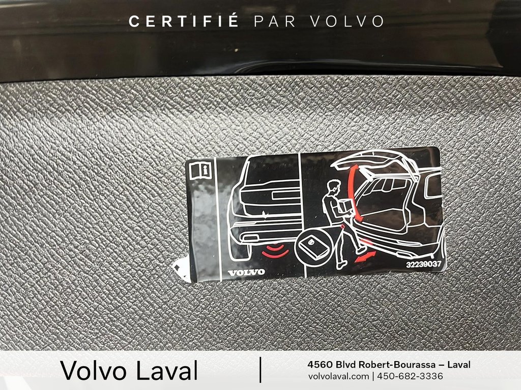 Volvo XC90 R-Design 2022 à Laval, Québec - 24 - w1024h768px