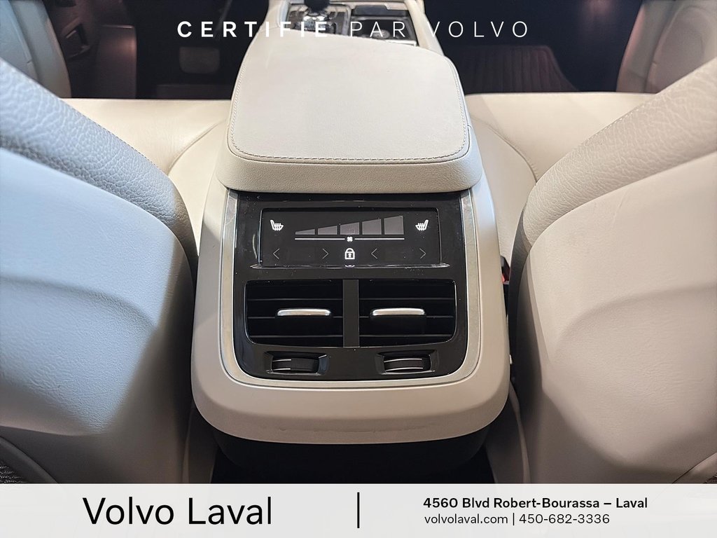 Volvo XC90 Plus Dark Theme 2023 à Brossard, Québec - 14 - w1024h768px