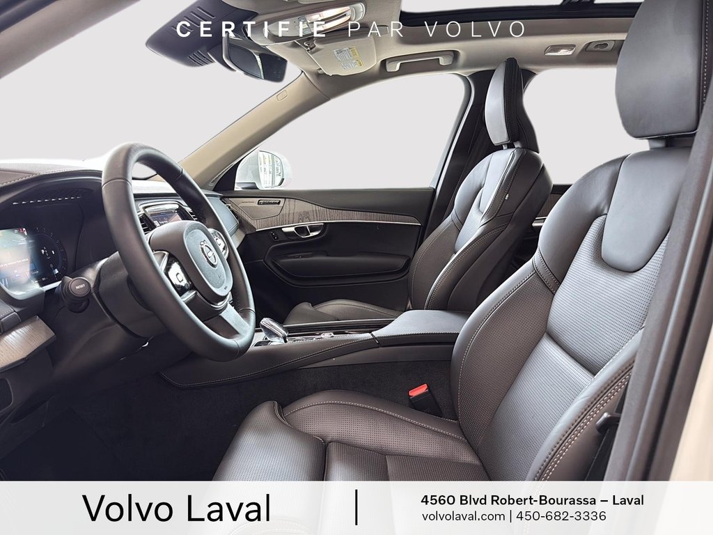 Volvo XC90 Ultra Bright Theme 2025 à Laval, Québec - 8 - w1024h768px
