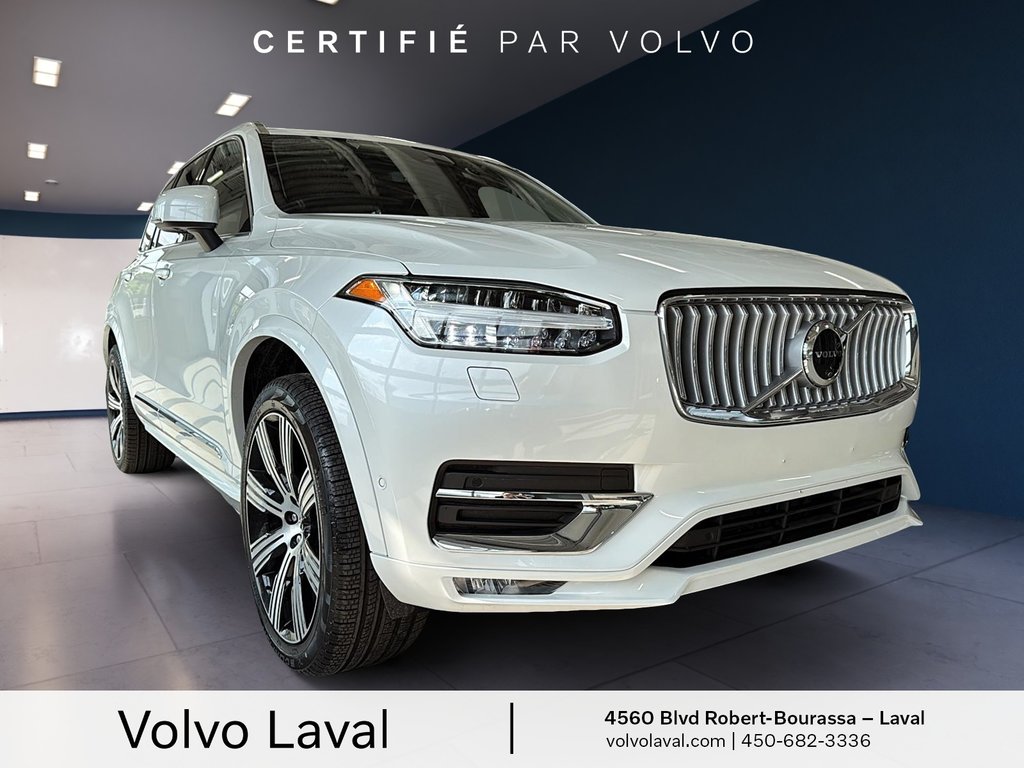 Volvo XC90 Ultra Bright Theme 2025 à Laval, Québec - 2 - w1024h768px