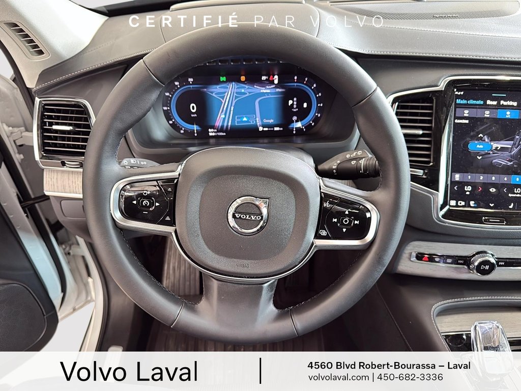Volvo XC90 Ultra Bright Theme 2025 à Laval, Québec - 12 - w1024h768px