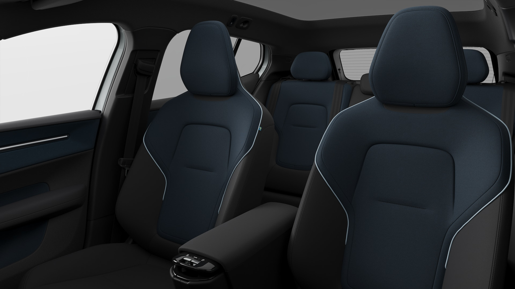 Volvo EX30 PLUS 2025 à Laval, Québec - 10 - w1024h768px