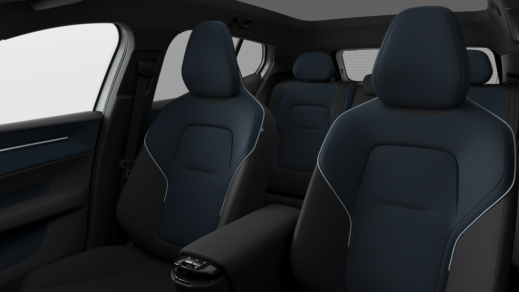 2025 Volvo EX30 ULTRA in Laval, Quebec - 10 - w1024h768px