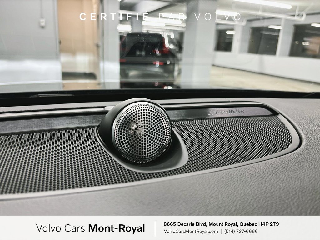 Volvo S60 Plug-In Hybrid Ultra Black Edition T8 2025 à Brossard, Québec - 13 - w1024h768px