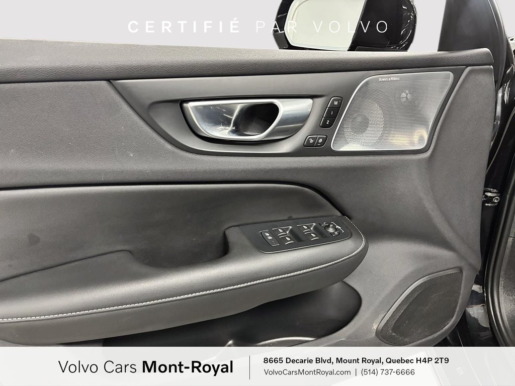 Volvo S60 Plug-In Hybrid Ultra Black Edition T8 2025 à Brossard, Québec - 9 - w1024h768px