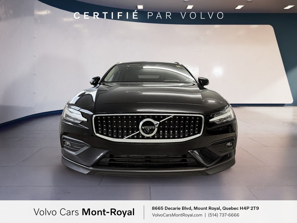 2020 Volvo V60 Cross Country in Laval, Quebec - 2 - w1024h768px