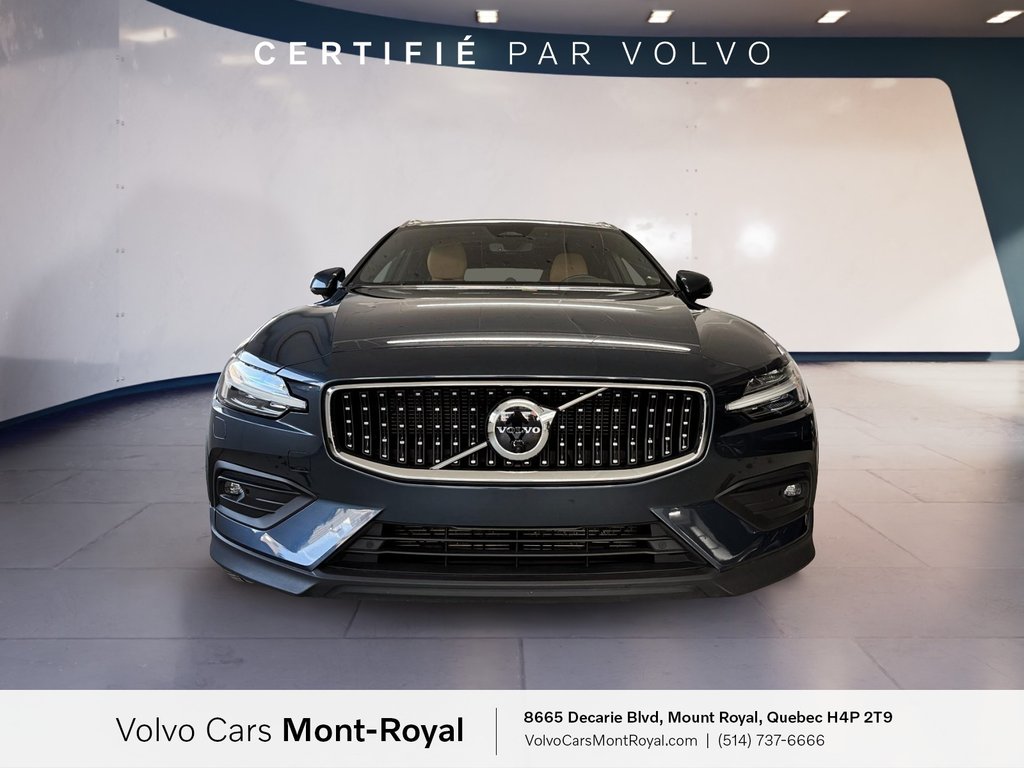 Volvo V60 Cross Country Ultimate 2023 à Laval, Québec - 2 - w1024h768px