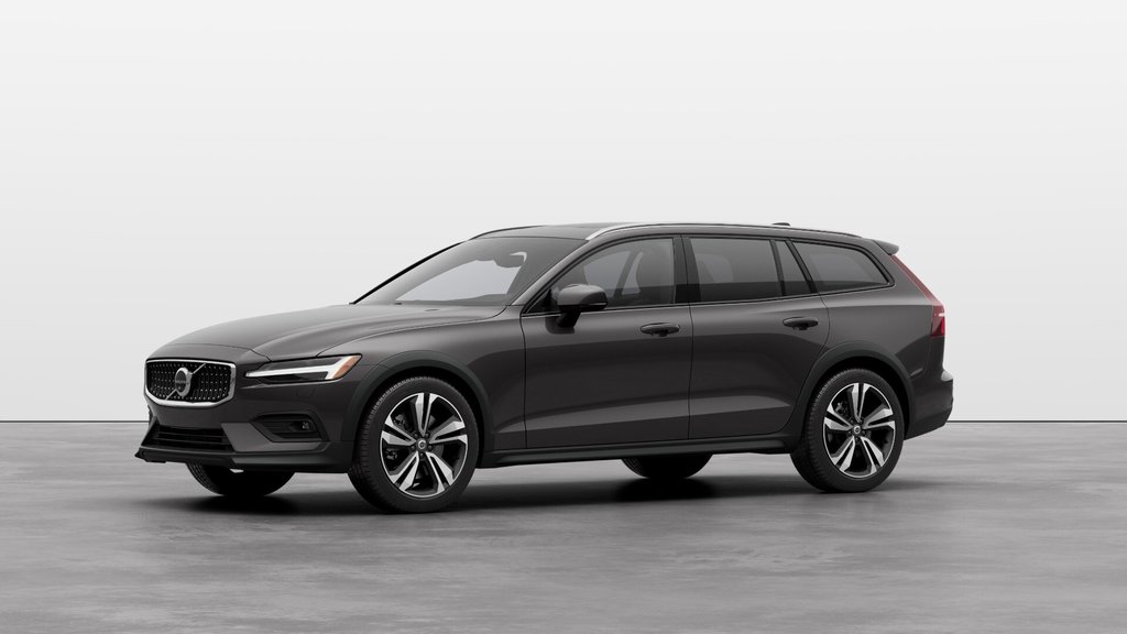 2025 Volvo V60 Cross Country ULTRA in Laval, Quebec - 1 - w1024h768px