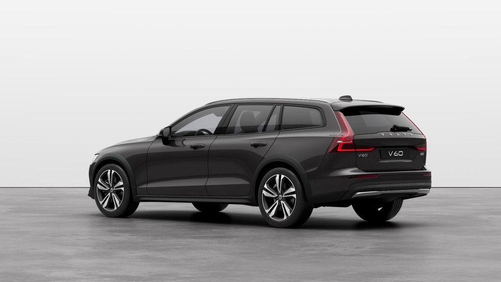 2025 Volvo V60 Cross Country ULTRA in Laval, Quebec - 2 - w1024h768px