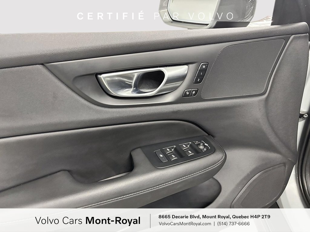 Volvo V60 Cross Country Core 2025 à Brossard, Québec - 9 - w1024h768px