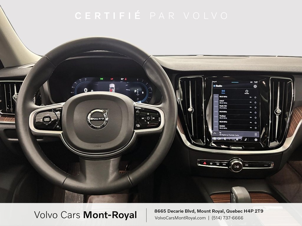 Volvo V60 Cross Country Core 2025 à Brossard, Québec - 10 - w1024h768px