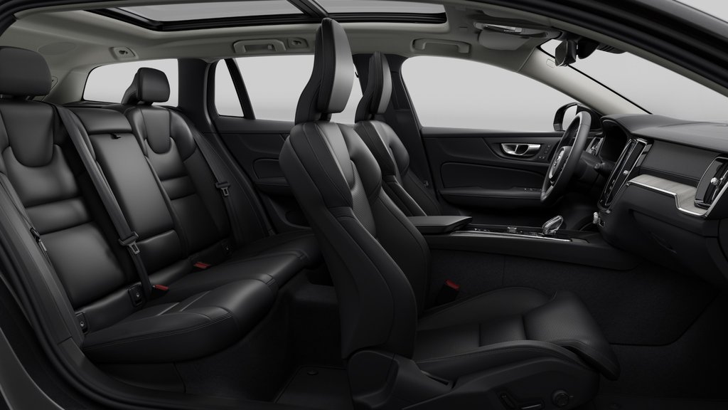 2026 Volvo V60 Cross Country ULTRA in Laval, Quebec - 11 - w1024h768px