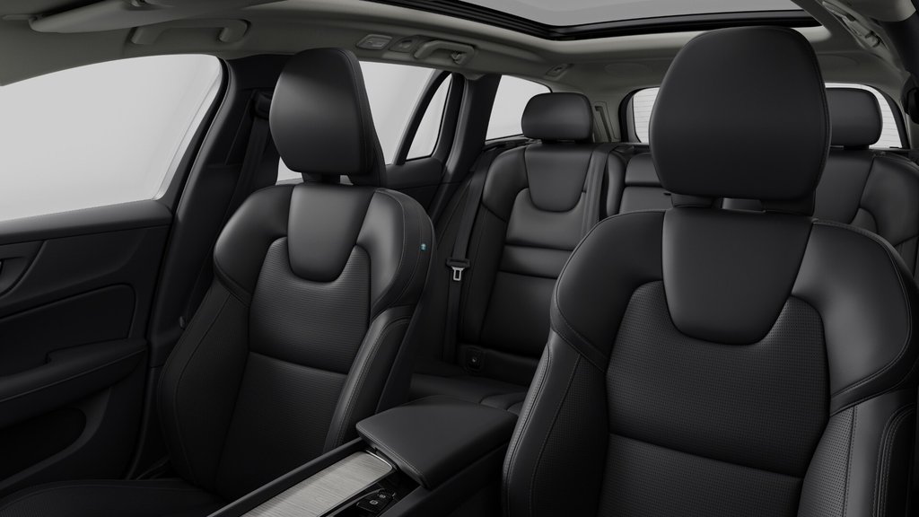 2026 Volvo V60 Cross Country ULTRA in Laval, Quebec - 10 - w1024h768px