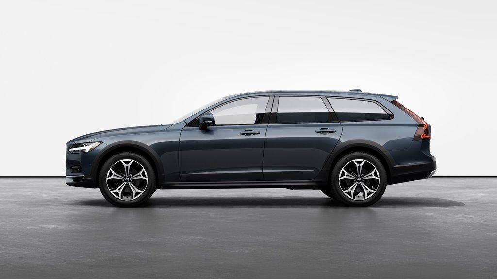 2025 Volvo V90 Cross Country PLUS in Laval, Quebec - 6 - w1024h768px