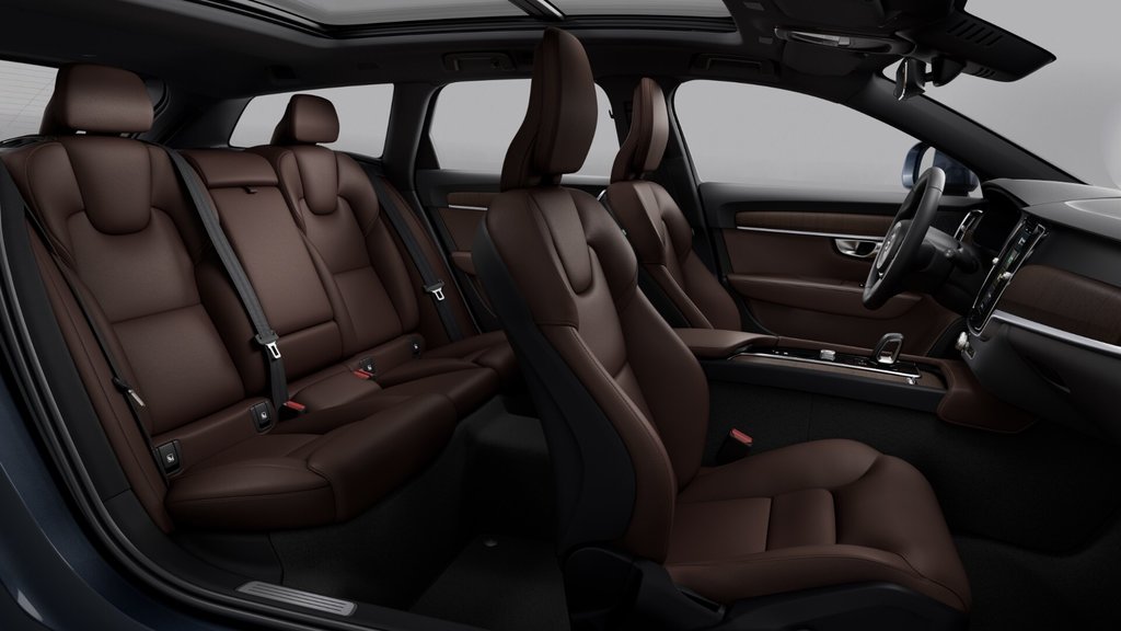 2025 Volvo V90 Cross Country PLUS in Laval, Quebec - 11 - w1024h768px