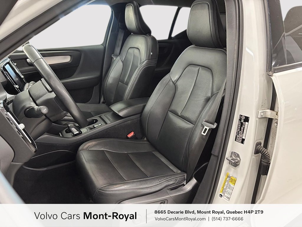 Volvo XC40 Momentum 2019 à Laval, Québec - 7 - w1024h768px