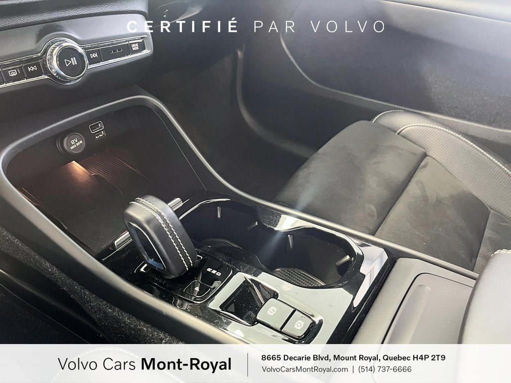 Volvo XC40 R-Design 2021 à Laval, Québec - 13 - w1024h768px
