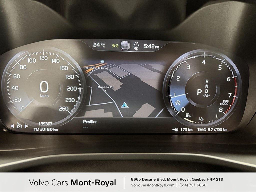 Volvo XC40 Momentum 2021 à Laval, Québec - 12 - w1024h768px