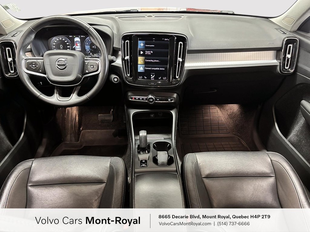 Volvo XC40 Momentum 2021 à Laval, Québec - 8 - w1024h768px