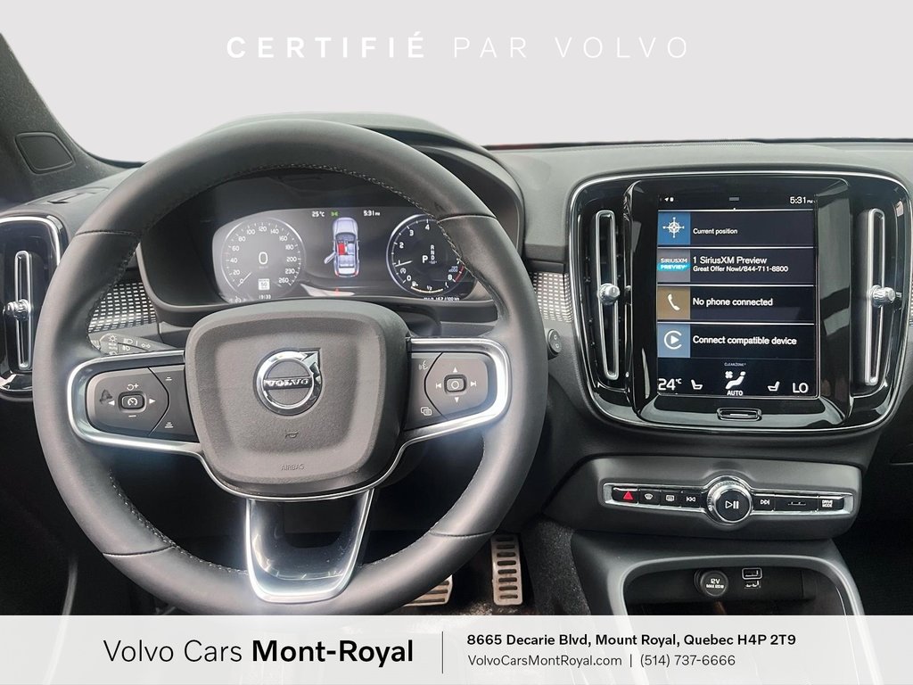 Volvo XC40 R-Design 2022 à Laval, Québec - 10 - w1024h768px