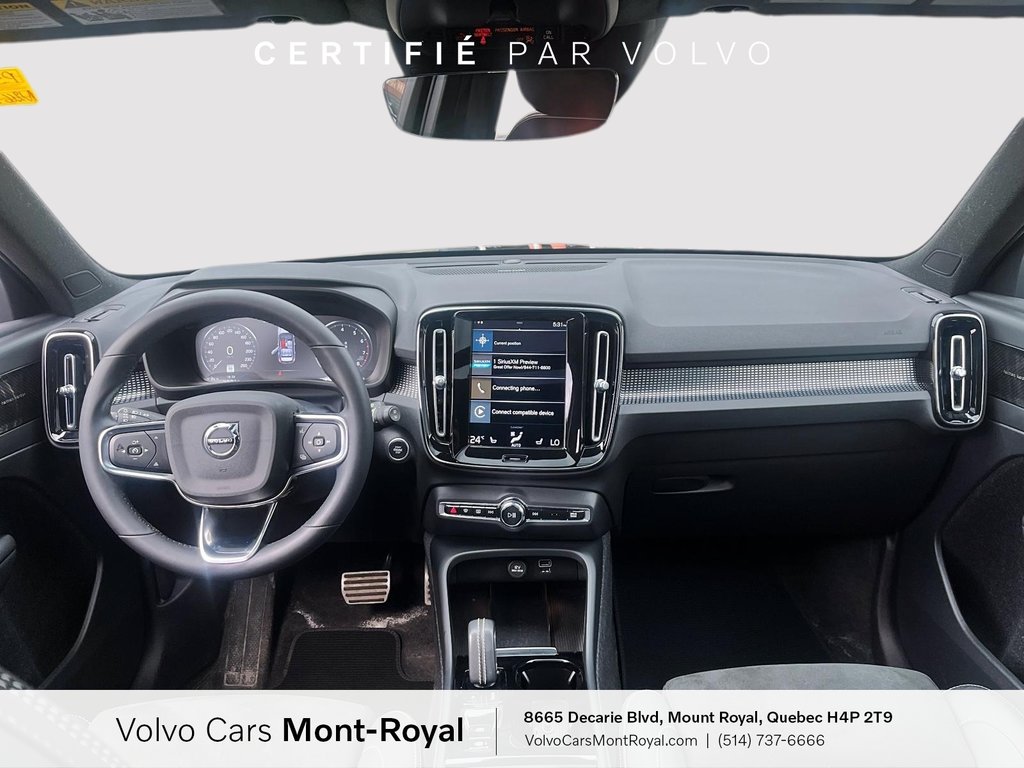 Volvo XC40 R-Design 2022 à Laval, Québec - 8 - w1024h768px