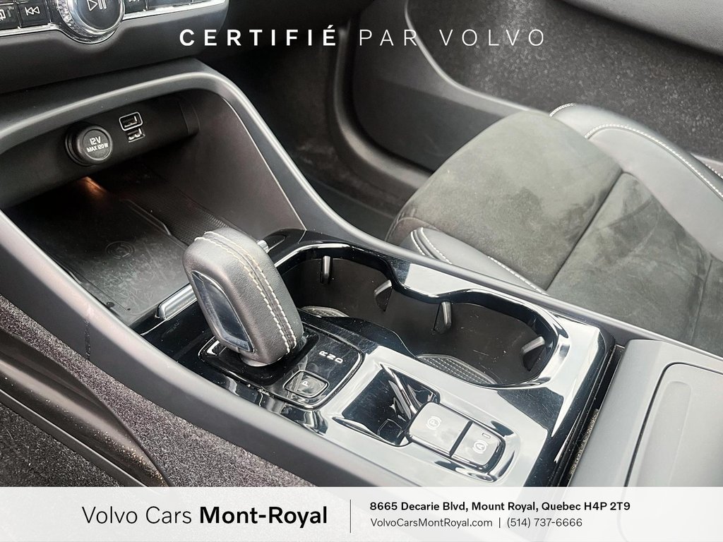 Volvo XC40 R-Design 2022 à Laval, Québec - 13 - w1024h768px