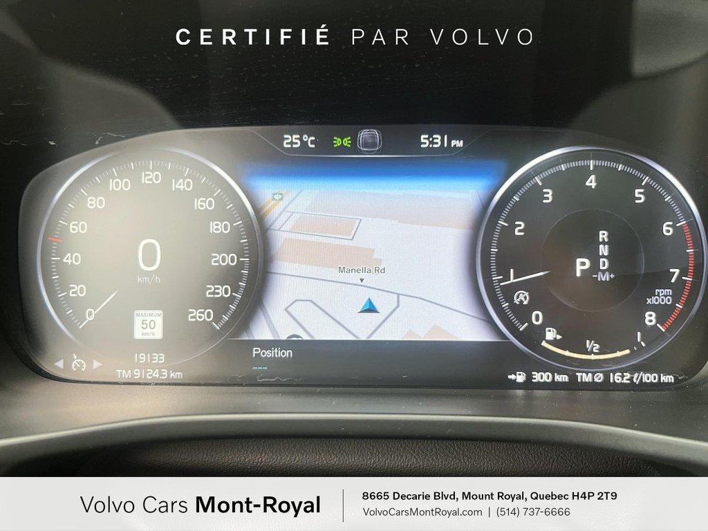 Volvo XC40 R-Design 2022 à Laval, Québec - 12 - w1024h768px