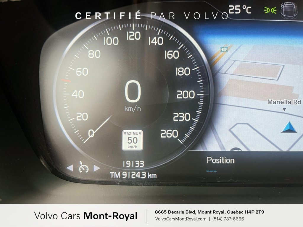 Volvo XC40 R-Design 2022 à Laval, Québec - 11 - w1024h768px